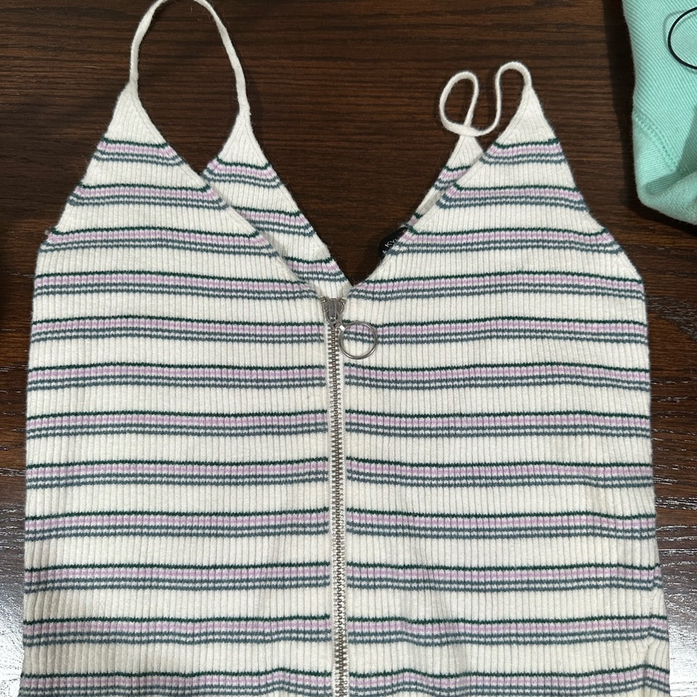 Kendall and Kylie Tank